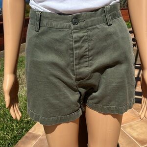 Gap button fly 100% cotton shorts